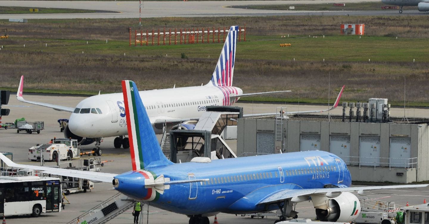 La guerra non ferma il traffico aereo in Italia: più voli anche ad aprile